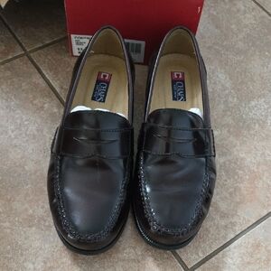 NEW IN BOX MEN'S CHAPS CONTRIBUTOR CORDOVAN SLIP ON LOAFERS SHOES 9.5